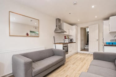 5 bed house, Elcot Avenue, Peckham, London, SE151QB - Image 4